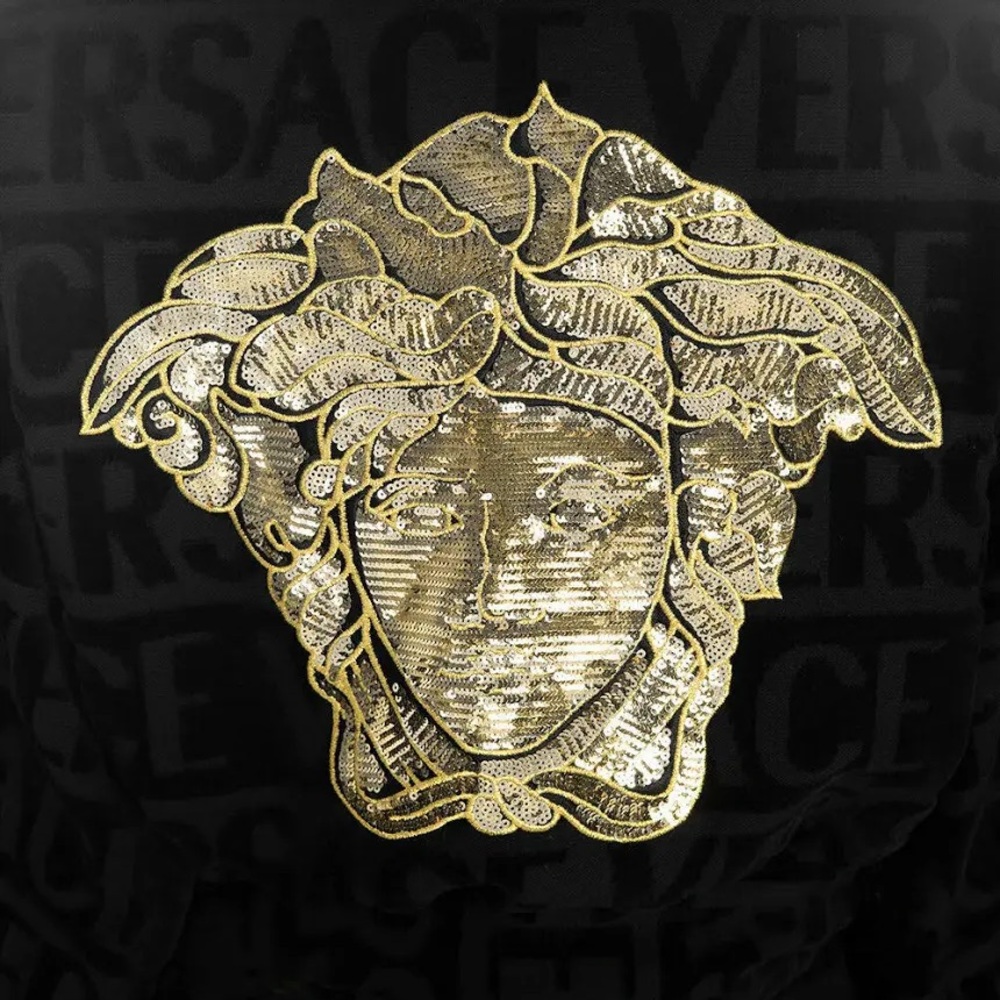 Versace Logomania Medusa Sequined
Bathrobe